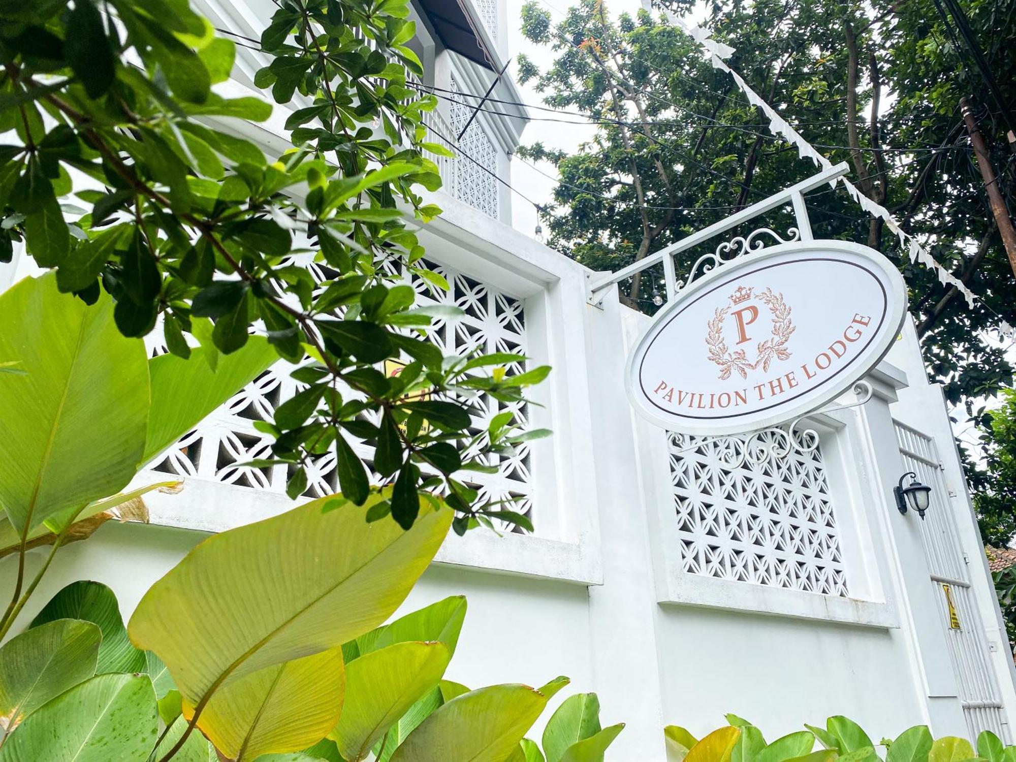 Pavilion The Lodge Bandung Exterior foto